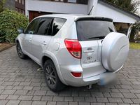 Gebraucht Toyota RAV4 177 PS (130 kW) 2008 Silber SUV