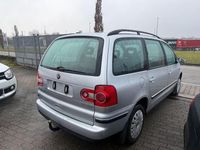 Gebraucht VW Sharan 140 PS (102 kW) 2009 Silber Van / Kleinbus