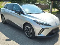 Gebraucht MG MG4 EV Luxury 150 kW (204 PS) 2023 Silber Kleinwagen