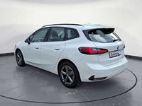 Gebraucht BMW 220 156 PS (114 kW) 2025 Alpinweiß Van / Kleinbus