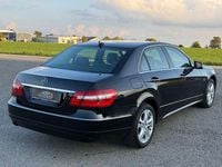 Gebraucht Mercedes E250 204 PS (150 kW) 2011 Schwarz Limousine