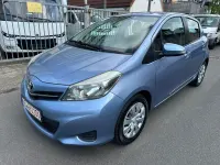 Gebraucht Toyota Yaris Life 99 PS (72 kW) 2012 Blau Kleinwagen