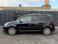 Gebraucht VW Touran Cup 140 PS (102 kW) 2015 Schwarz Van / Kleinbus