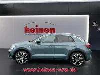 Gebraucht VW T-Roc R-line 150 PS (110 kW) 2022 Petroleum blue SUV