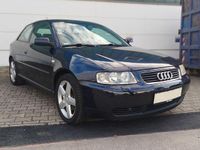 Gebraucht Audi A3 Sport 179 PS (131 kW) 2001 Blau Limousine