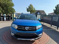 Gebraucht Dacia Sandero Prestige 90 PS (66 kW) 2014 Blau Kleinwagen