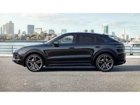 Gebraucht Porsche Cayenne 462 PS (339 kW) 2021 Tiefschwarzmetallic (metallic) SUV