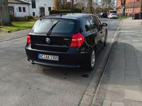 Gebraucht BMW 116 122 PS (89 kW) 2009 Schwarz Kleinwagen