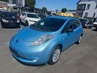 Gebraucht Nissan Leaf Visia 80 kW (109 PS) 2015 Blau Kleinwagen