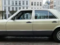 Gebraucht Mercedes 280 185 PS (136 kW) 1983 Grün Limousine