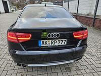 Second-hand Audi S8 Ambiente 519 CP (381 kW) 2012 Negru Berlinǎ