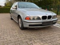 Gebraucht BMW 520 150 PS (110 kW) 1997 Silber Limousine