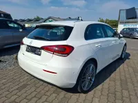 Gebraucht Mercedes A180 136 PS (100 kW) 2021 Polarweiss  unilack Limousine