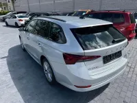 Gebraucht Skoda Octavia Ambition 150 PS (110 kW) 2021 Silber Kombi