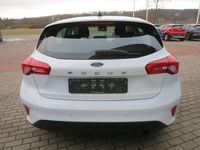 Gebraucht Ford Focus 134 PS (98 kW) 2020 Weiß Limousine