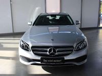 Gebraucht Mercedes E220 Avantgarde 194 PS (142 kW) 2018 Silber Kombi