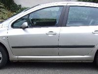 Gebraucht Peugeot 307 Filou 109 PS (80 kW) 2005 Silber metallic Limousine