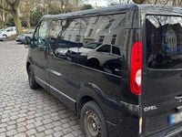 Gebraucht Opel Vivaro 114 PS (83 kW) 2014 Schwarz Van / Kleinbus