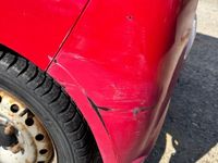 Gebraucht Daihatsu Cuore 58 PS (42 kW) 2003 Rot Kleinwagen