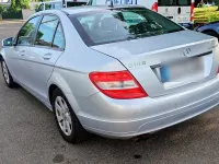 Gebraucht Mercedes C180 156 PS (114 kW) 2009 Silber Limousine