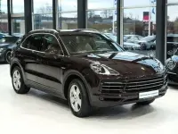 Gebraucht Porsche Cayenne E-Hybrid Sport 340 PS (250 kW) 2021 Mahagonimetallic SUV
