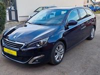 Gebraucht Peugeot 308 SW Allure 120 PS (88 kW) 2016 Blauschwarz Kombi