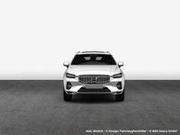Gebraucht Volvo XC60 Core 197 PS (144 kW) 2023 Crystal weißperleffekt SUV