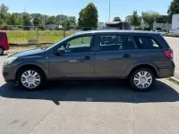Gebraucht Opel Astra Selection 101 PS (74 kW) 2009 Grau Limousine