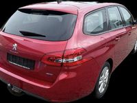Gebraucht Peugeot 308 SW Active 150 PS (110 kW) 2016 Rot Kombi