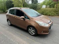 Gebraucht Ford B-MAX Titanium 100 PS (73 kW) 2017 Braun Van / Kleinbus