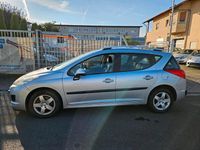 Gebraucht Peugeot 207 95 PS (69 kW) 2010 Silber Kombi