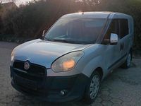 Gebraucht Fiat Doblò 101 PS (74 kW) 2011 Grau Van / Kleinbus