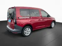 Używany VW Caddy Basis 102 KM (75 kW) 2025 Czerwony Minivan