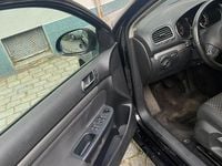 Gebraucht VW Golf VI 105 PS (77 kW) 2011 Schwarz Kleinwagen