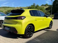 Gebraucht Peugeot 208 Allure 101 PS (74 kW) 2024 Gelb Kleinwagen