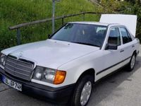 Gebraucht Mercedes 230 132 PS (97 kW) 1989 Weiß Limousine