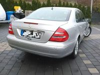 Gebraucht Mercedes E200 Elegance 163 PS (119 kW) 2003 Silber Limousine