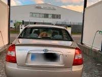 Gebraucht Kia Cerato 106 PS (77 kW) 2005 Gold Limousine