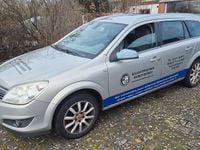 Gebraucht Opel Astra Edition 90 PS (66 kW) 2009 Kombi