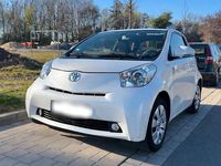 Gebraucht Toyota iQ 68 PS (50 kW) 2011 Weiß Kleinwagen
