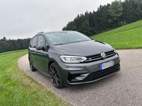 Gebraucht VW Touran Highline 190 PS (139 kW) 2019 Grau Van / Kleinbus