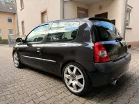 Gebraucht Renault Clio II 98 PS (72 kW) 2003 Schwarz Kleinwagen