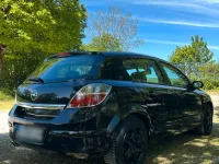 Gebraucht Opel Astra 140 PS (102 kW) 2008 Schwarz Kleinwagen