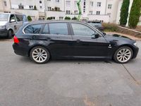 Gebraucht BMW 330 245 PS (180 kW) 2010 Schwarz Kombi