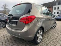 Gebraucht Opel Meriva Innovation 140 PS (102 kW) 2011 Muskatgrau/muskat braun Van / Kleinbus