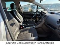 Gebraucht Opel Meriva 101 PS (74 kW) 2012 Silber Van / Kleinbus