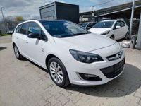 Usata Opel Astra Active 110 CV (80 kW) 2013 Bianco Station wagon