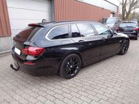Gebraucht BMW 520 190 PS (139 kW) 2016 Schwarz Kombi