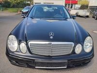 Second-hand Mercedes E200 122 CP (89 kW) 2006 Negru Berlinǎ