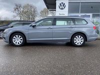 Gebraucht VW Passat 150 PS (110 kW) 2022 Grau Kombi